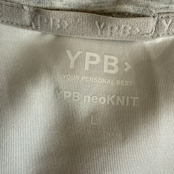 NWT Abercrombie & Fitch YPB Neo Knit Sporty Gray Sleeveless Athleisure Romper - Picture 3 of 16